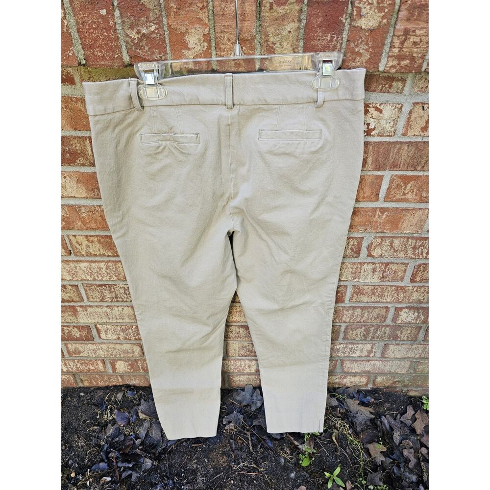 Crown & Ivy Petite Tan Khaki Chino Pants Womens Size 12P Stretch Ankle Career - Picture 6 of 9